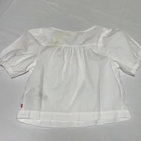 Levi’s Women’s Blouse,Size M. Perfect for Summer❣️ - Picture 3 of 3